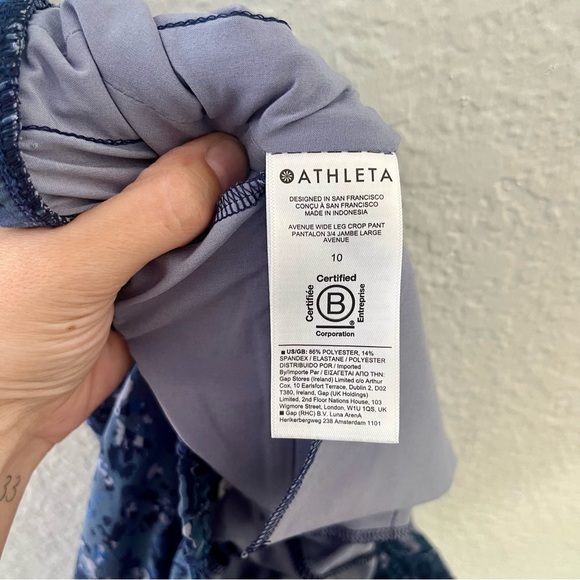 Athleta Women's Avenue Wide Leg Crop Pant size 10 - Picture 14 of 15
